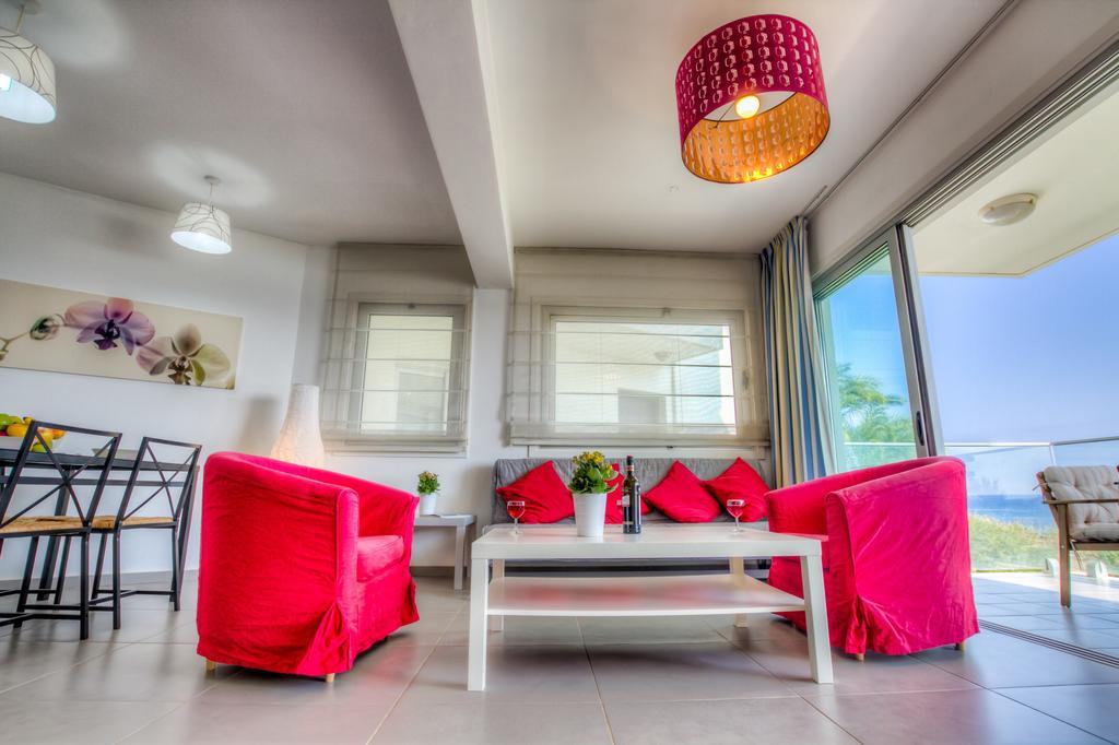 Beachfront Trident Protaras Zewnętrze zdjęcie