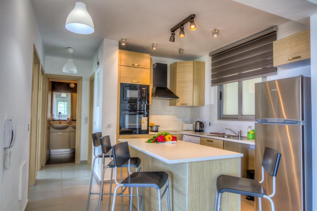 Beachfront Trident Protaras Zewnętrze zdjęcie
