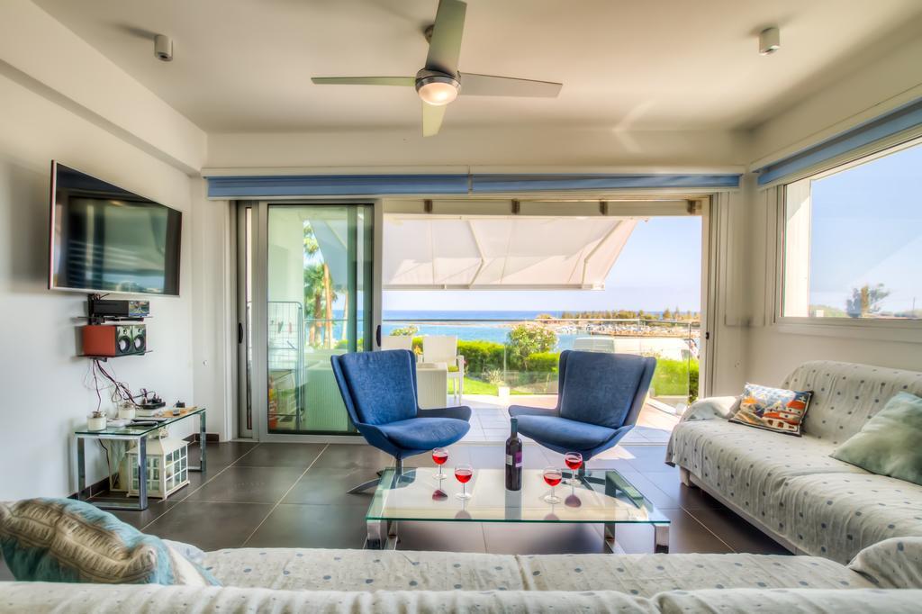 Beachfront Trident Protaras Zewnętrze zdjęcie