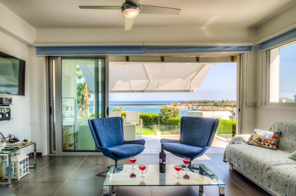 Beachfront Trident Protaras Zewnętrze zdjęcie