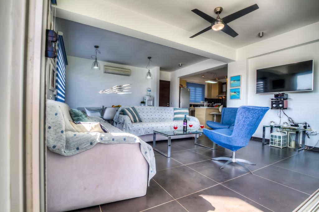 Beachfront Trident Protaras Zewnętrze zdjęcie