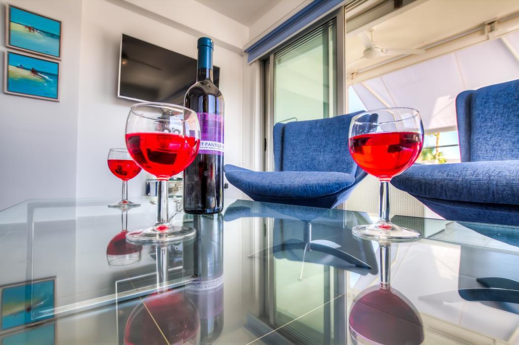 Beachfront Trident Protaras Zewnętrze zdjęcie