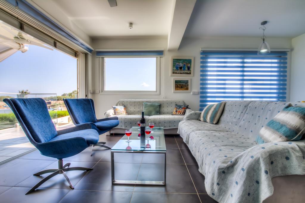 Beachfront Trident Protaras Zewnętrze zdjęcie
