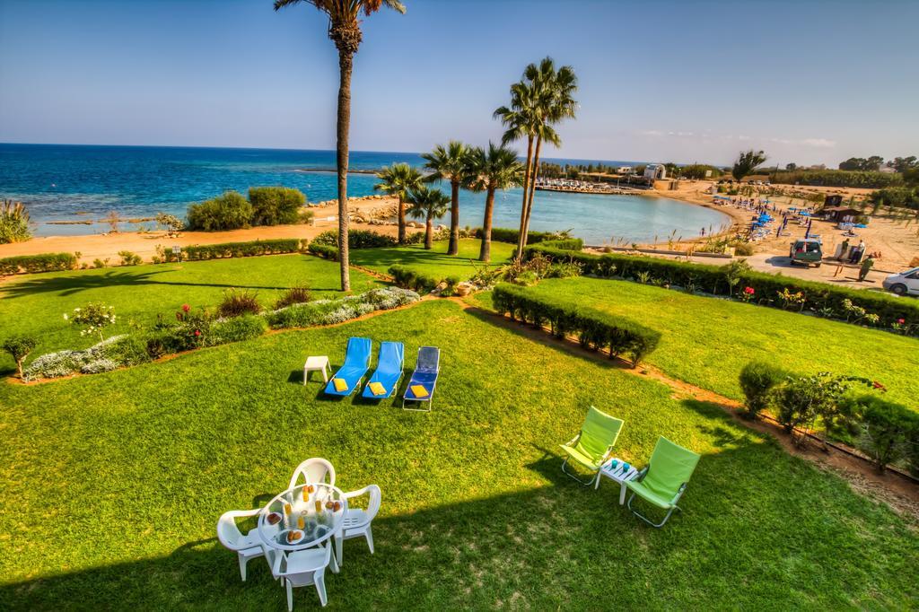 Beachfront Trident Protaras Zewnętrze zdjęcie