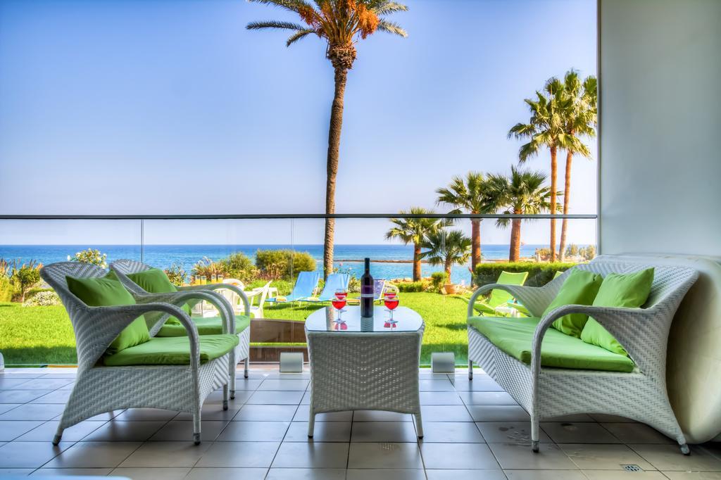 Beachfront Trident Protaras Zewnętrze zdjęcie