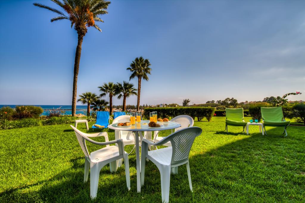 Beachfront Trident Protaras Zewnętrze zdjęcie