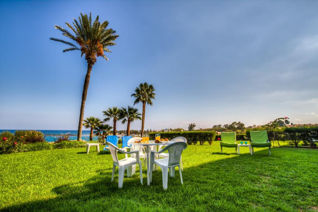 Beachfront Trident Protaras Zewnętrze zdjęcie