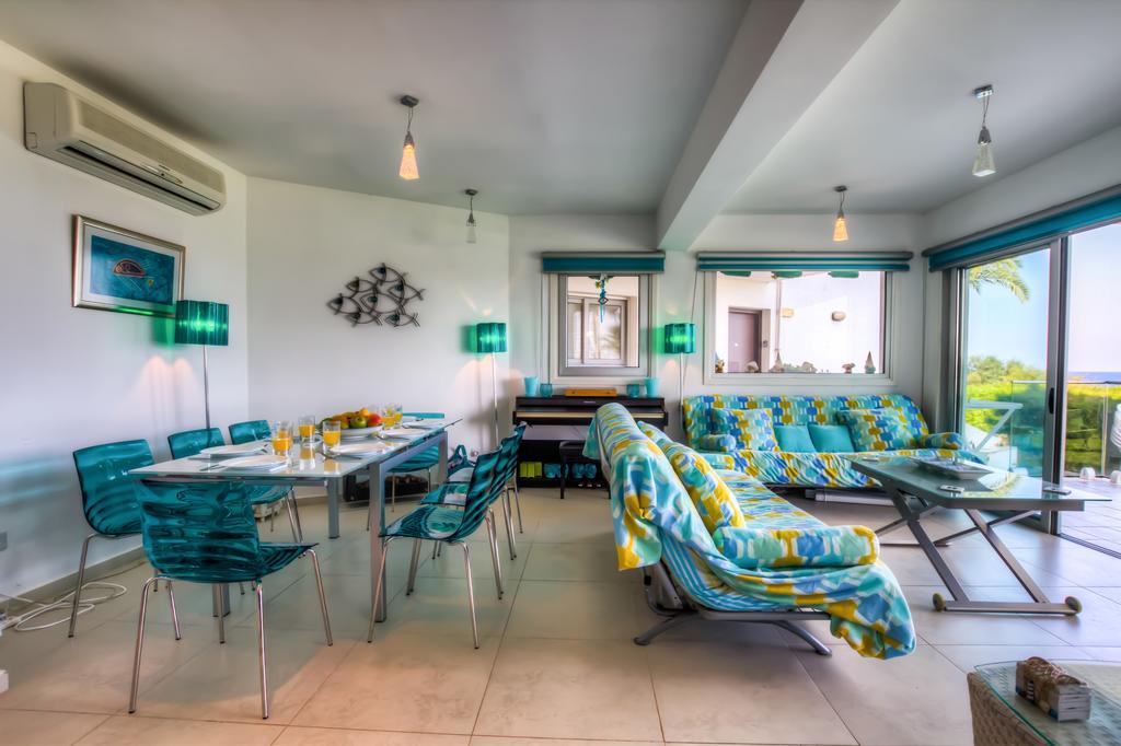 Beachfront Trident Protaras Zewnętrze zdjęcie
